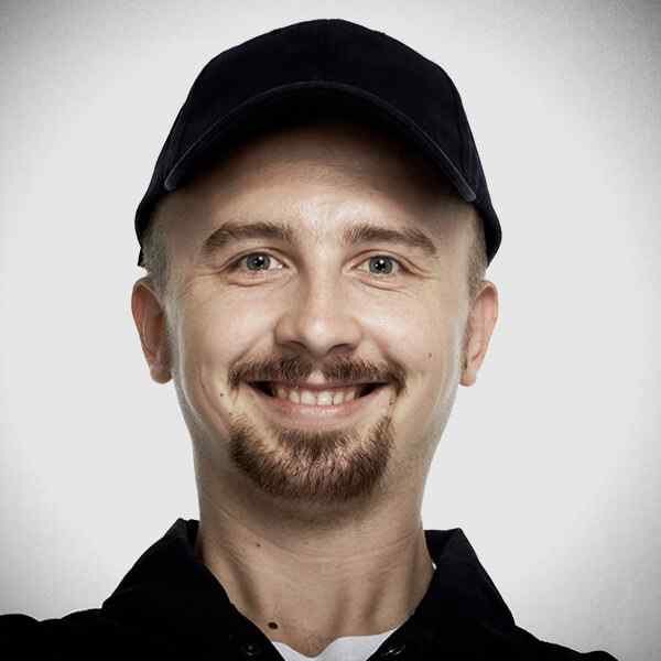 https://www.burnelliparmeggiani.it/wp-content/uploads/2018/09/our_team_03-1.jpg